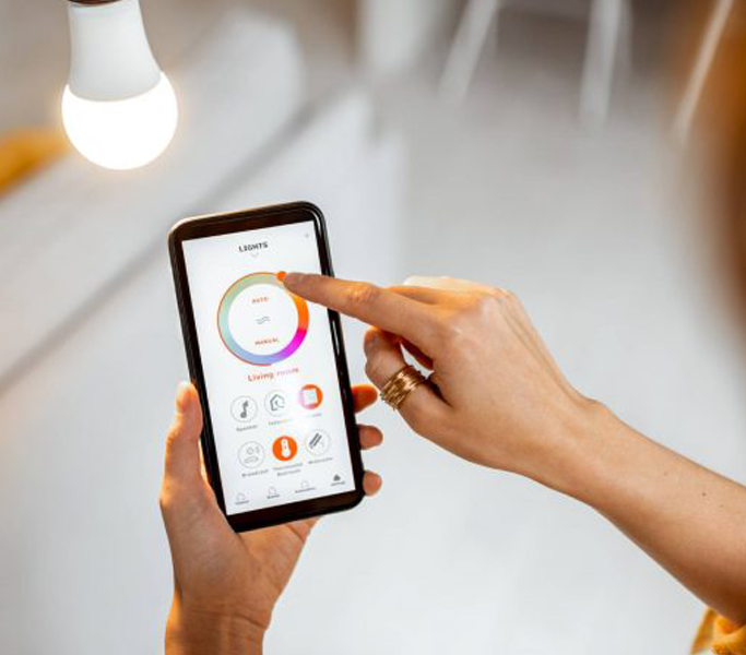 کنترل هوشمند روشنایی خانه با اپلیکشن موبایل